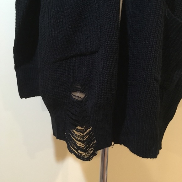 Open Front Distressed Slouchy Chunky Knit Cardigan - Picture 3 of 5